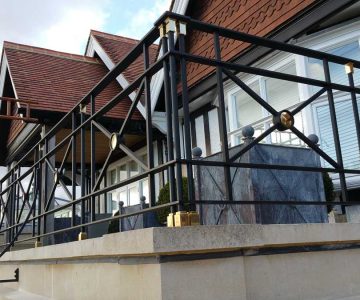 Balcony Balustrade with Brass Ornaments 2