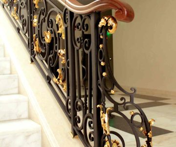 Staircase Astor Garden Hotel 10